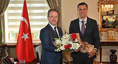 Büyükşehir Başkanı Zeyrek'ten ilk ziyaret