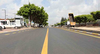 Büyükşehir'den Seyhan Caddesi'ne sıcak asfalt
