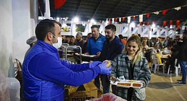 Büyükşehir'in iftarları devam ediyor