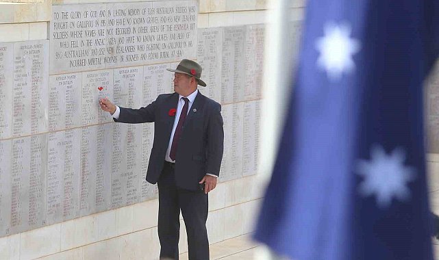 Çanakkale Kara Savaşları'nda hayatını kaybedenler 'Yalnız Çam'da anıldı