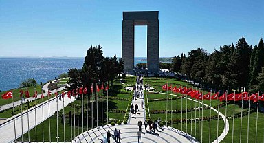 Çanakkale Savaşları'nın yaşandığı Tarihi Gelibolu Yarımadası'nda bayram yoğunluğu