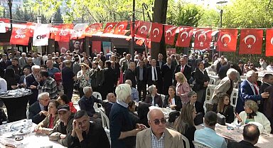 CHP Bursa İl teşkilatı bayramda bir araya geldi