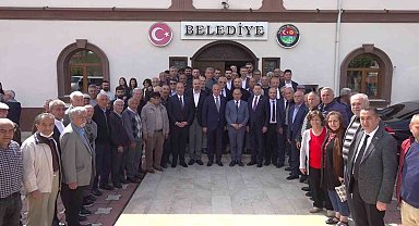 CHP'li Karabat: "Vatandaşlarımıza devleti emanet edebileceklerini göstermemiz gerekiyor"