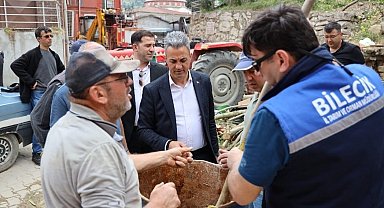 Çiftçilere Trabzon hurması yetiştirmenin püf noktaları anlatıldı