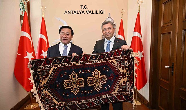 Çin'den Antalya'ya dostluk köprüsü kuruluyor