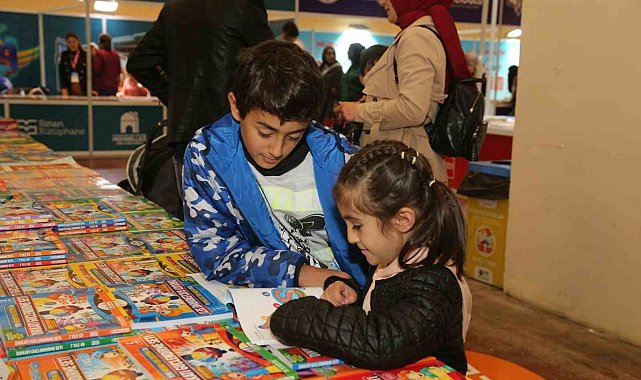 Çocuklara özel kitap fuarı ve şenliği
