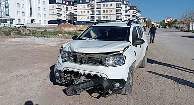 Çorum'da otomobil ile cip çarpıştı: 6 yaralı