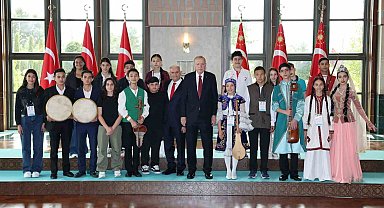 Cumhurbaşkanı Erdoğan, çocukları kabul etti