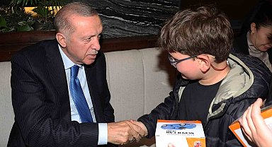 Cumhurbaşkanı Erdoğan, gençlerle bir araya geldi