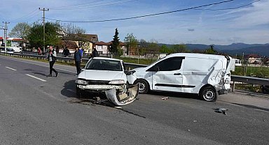 D-100 karayolunda zincirleme kaza: 4 yaralı