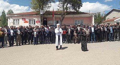 Danişment Mahallesi'nde geleneksel yağmur duası yapıldı