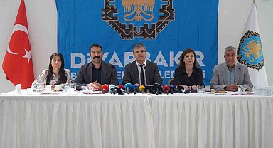 Diyarbakır Büyükşehir Belediyesi'nin 3 milyar 345 milyon TL borcu olduğu açıklandı