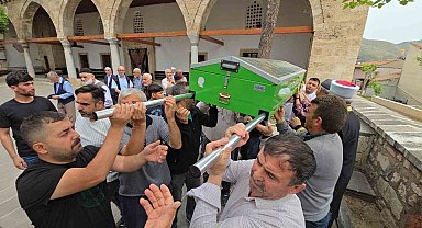 Doğum gününde minibüsün altında kalarak hayatını kaybetti