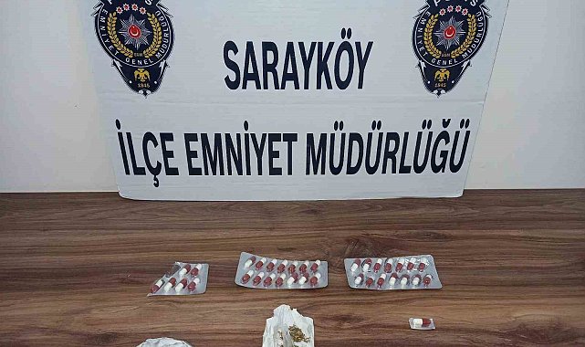 Dur ihtarına uymayan 2 şüpheli yakalanınca üzerinden uyuşturucu çıktı