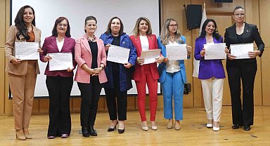 Edirne bir ilk: 28 mahallenin 7'si kadın muhtarlara emanet