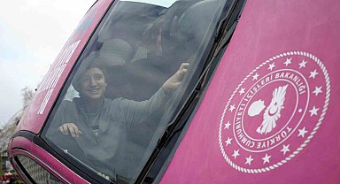 Emniyet kemerinin önemini tepetaklak olunca anladılar