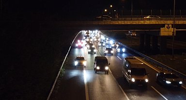 Emniyet şeridini kullanan araçlara rekor ceza