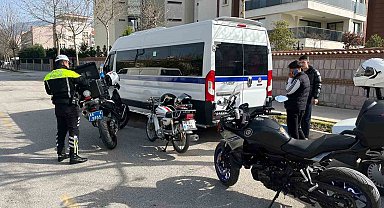 Emniyetten okul önlerinde motosiklet denetimi