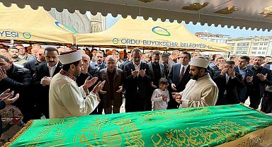 Eski AK Parti Altınordu İlçe Başkanı Cihan Erken, son yolculuğuna uğurlandı