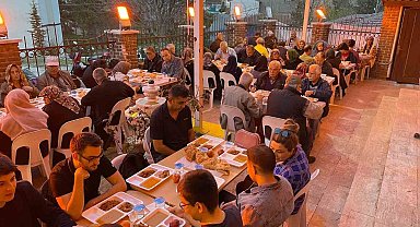 Eskişehir Türk Ocağı'nın yardım ve iftar programları devam ediyor
