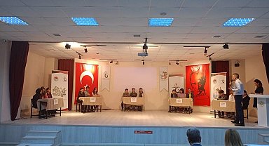 Eskişehir'de bilgi yarışmasının kazananları belli oldu