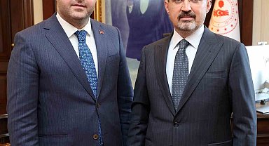 Ezine Belediye Başkanı Güray Yüksel, Bakan Yardımcısı Turan'ı ziyaret etti