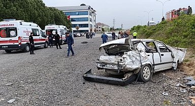 Feci kaza kamerada: Kaldırımda yürürken hayatından oldu