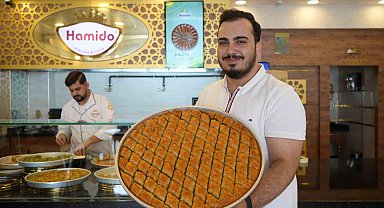 Gaziantep'te baklavacıların bayram yoğunluğu başladı