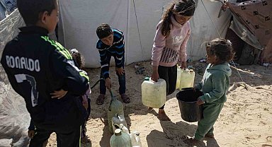 Gazze'de açlık ve susuzluktan ölen çocuk sayısı 31'e yükseldi