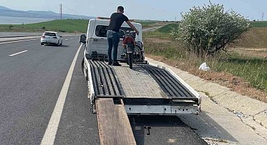 Gelibolu'da polis ekiplerinin motosiklet denetimleri sürüyor