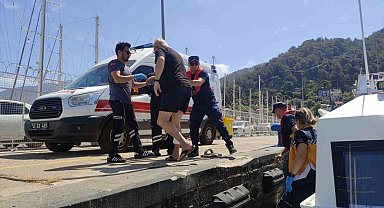 Gezi teknesinde yaralanan vatandaşa Sahil Güvenlik'ten tıbbi tahliye