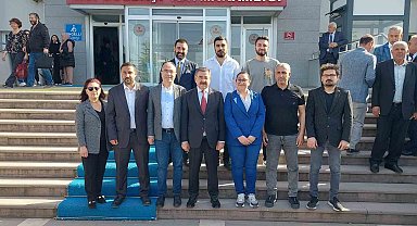 Gölbaşı'nda seçimleri kazanan Odabaşı mazbatasını aldı