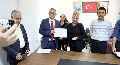 Gördes'te yeni belediye başkanı İbrahim Büke göreve başladı