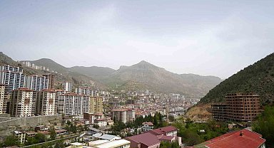 Gümüşhane'de toz bulutu etkili oldu
