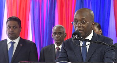 Haiti Başbakanı Henry istifa etti