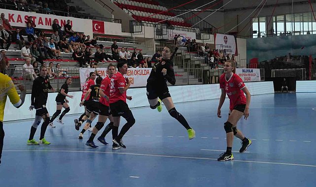 Hentbol Süper Ligi: Kastamonu Belediyespor: 38 - Konyaaltı Belediyespor: 40