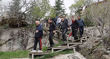 Ihlara Vadisi'nde Turizm Haftası yürüyüşü