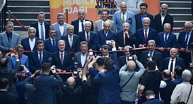 İnegöl'de mobilya şöleni başladı