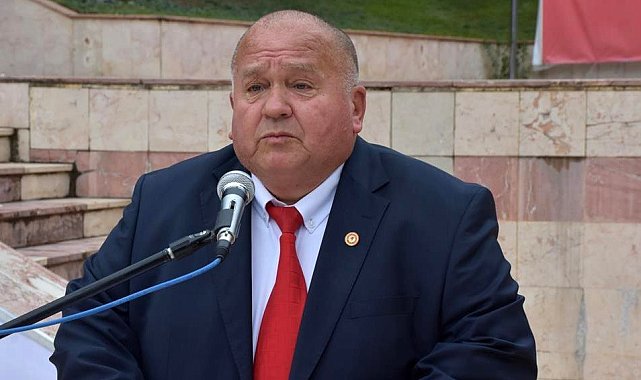 İsmetpaşa Muhtarı İlhami Çınar 5'inci döneminde yeniden muhtar seçildi