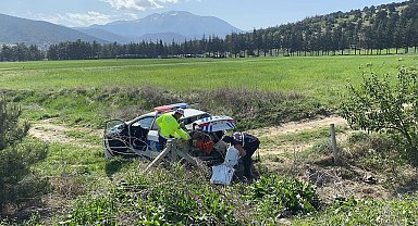 Isparta'da feci kaza: 1 polis şehit oldu, 4 asker yaralandı