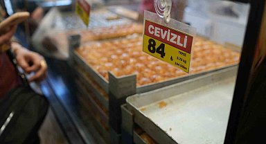 İstanbul'da ucuz baklava kuyruğu