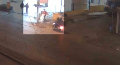 İzmir'de motosikletli kapkaççılar kıskıvrak yakalandı