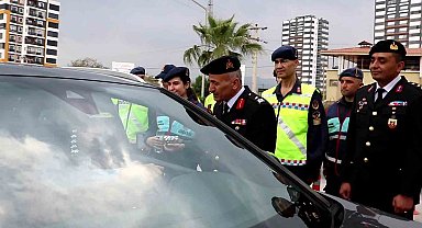 Jandarma ekipleri bayram dolayısıyla trafik denetimlerini arttırdı