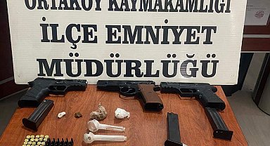 Jandarmadan kaçıp polise yakalanan şahıslarda uyuşturucu ve tabanca çıktı