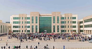 KAEÜ'den Gazze'deki katliama karşı duran dünyadaki öğrencilere destek