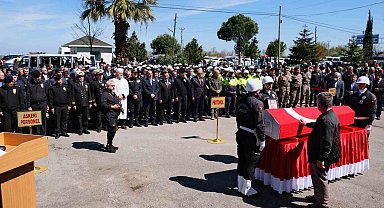 Kalp krizinden ölen polis memuru son yolculuğuna uğurlandı