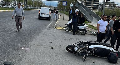 Kamyon ile motrsiklet çarpıştı, kazada bir kişi ağır yaralandı