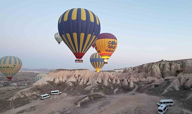 Kapadokya'yı 9 günde 240 bin kişi ziyaret etti