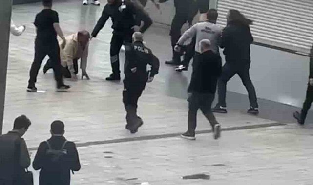 Kartal'da Adliye önünde aileler birbirine girdi