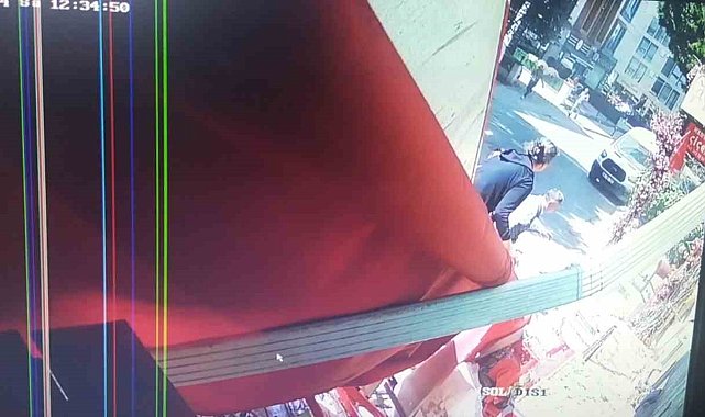 Kartal'da balkonun çökme anının kamera görüntüleri ortaya çıktı